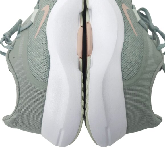 Nike TR 13 Cross Trainer Sneaker Womens US 10 UK 7.5 Workout Shoes DV3975-300 - Picture 16 of 16